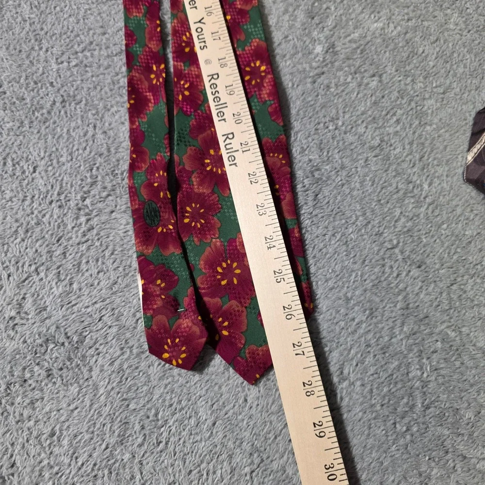 Anne Klein Mens One‎ Size Necktie Green Burgundy Floral Silk Hand Finished Tie